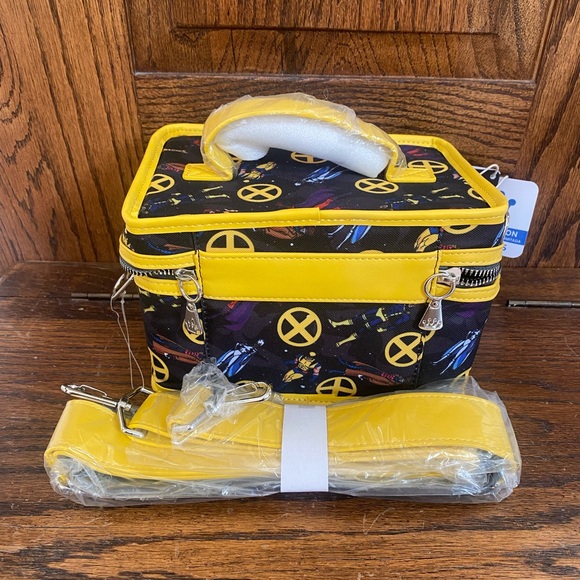 Loungefly Funko Soda Cooler Bag X-Men Marvel Disney MCU - Picture 6 of 6